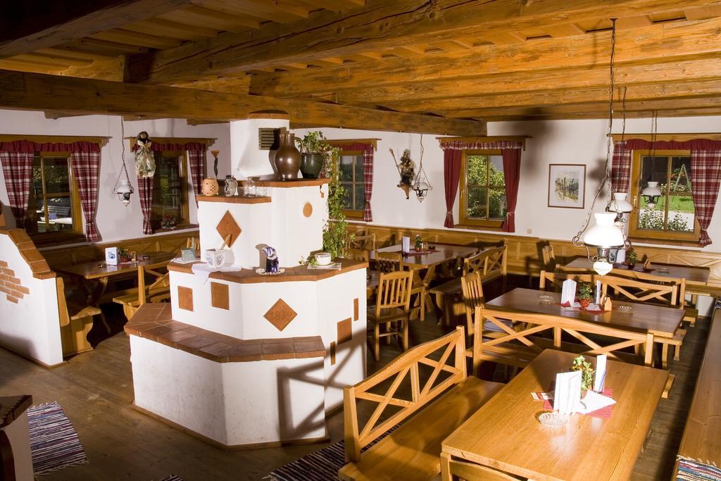 Fruehstueckspension Kleinschuster Burgau Bagian luar foto