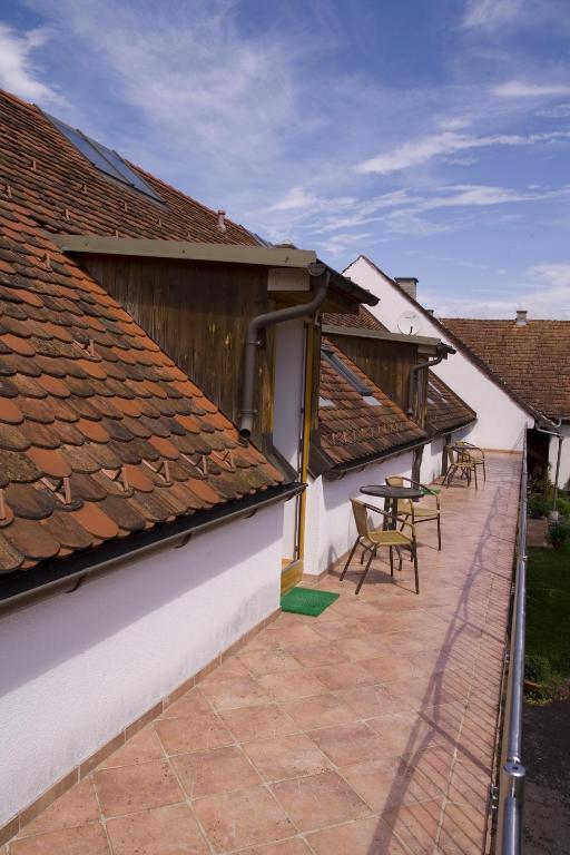 Fruehstueckspension Kleinschuster Burgau Ruang foto